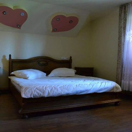 Casa Din Barsana Hotel Bîrsana Eksteriør billede