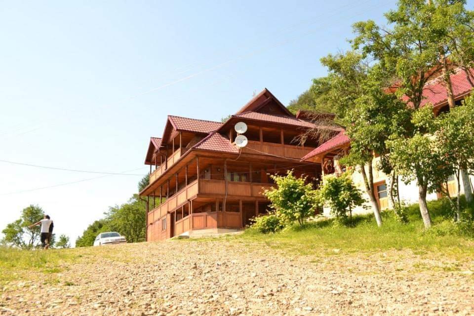 Casa Din Barsana Hotel Bîrsana Eksteriør billede